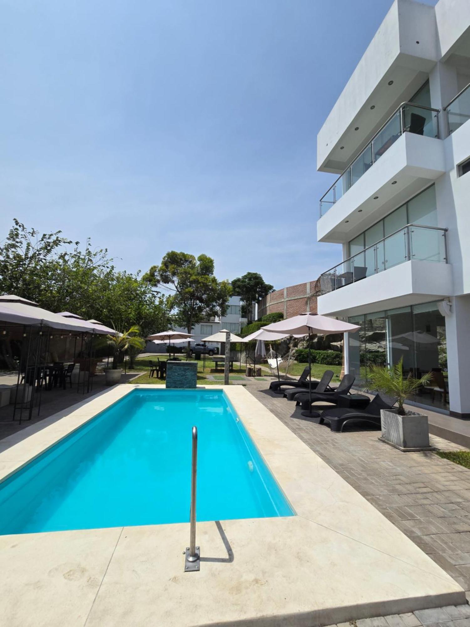 Silver Inn Hotel Cerro Azul Buitenkant foto